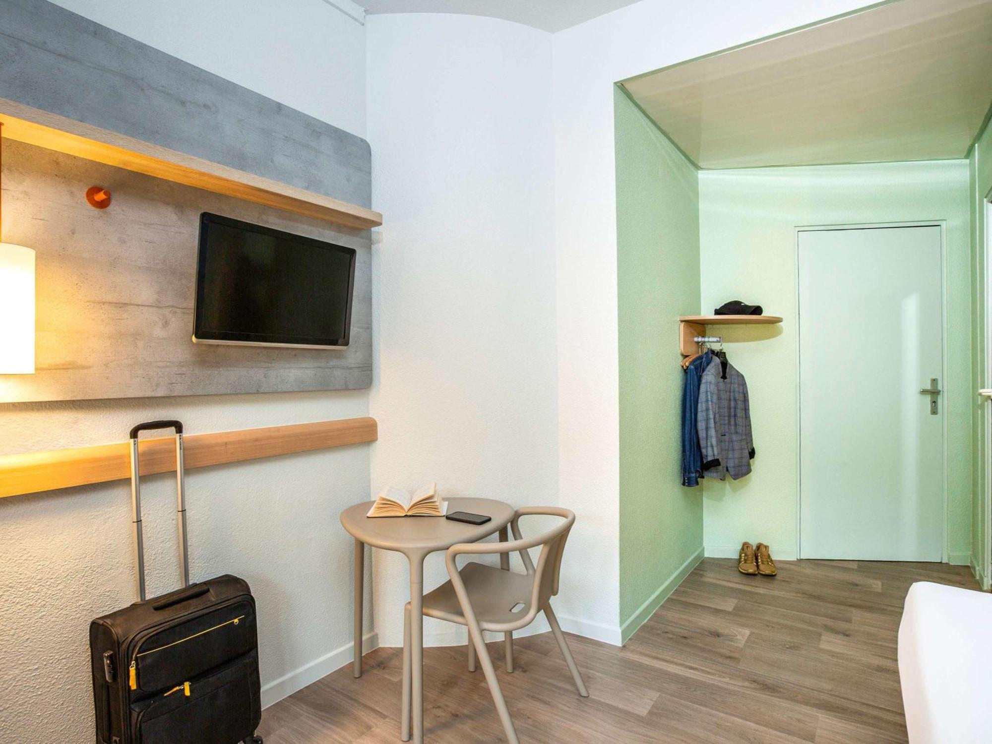Ibis Budget Paris Porte De Pantin Exterior foto