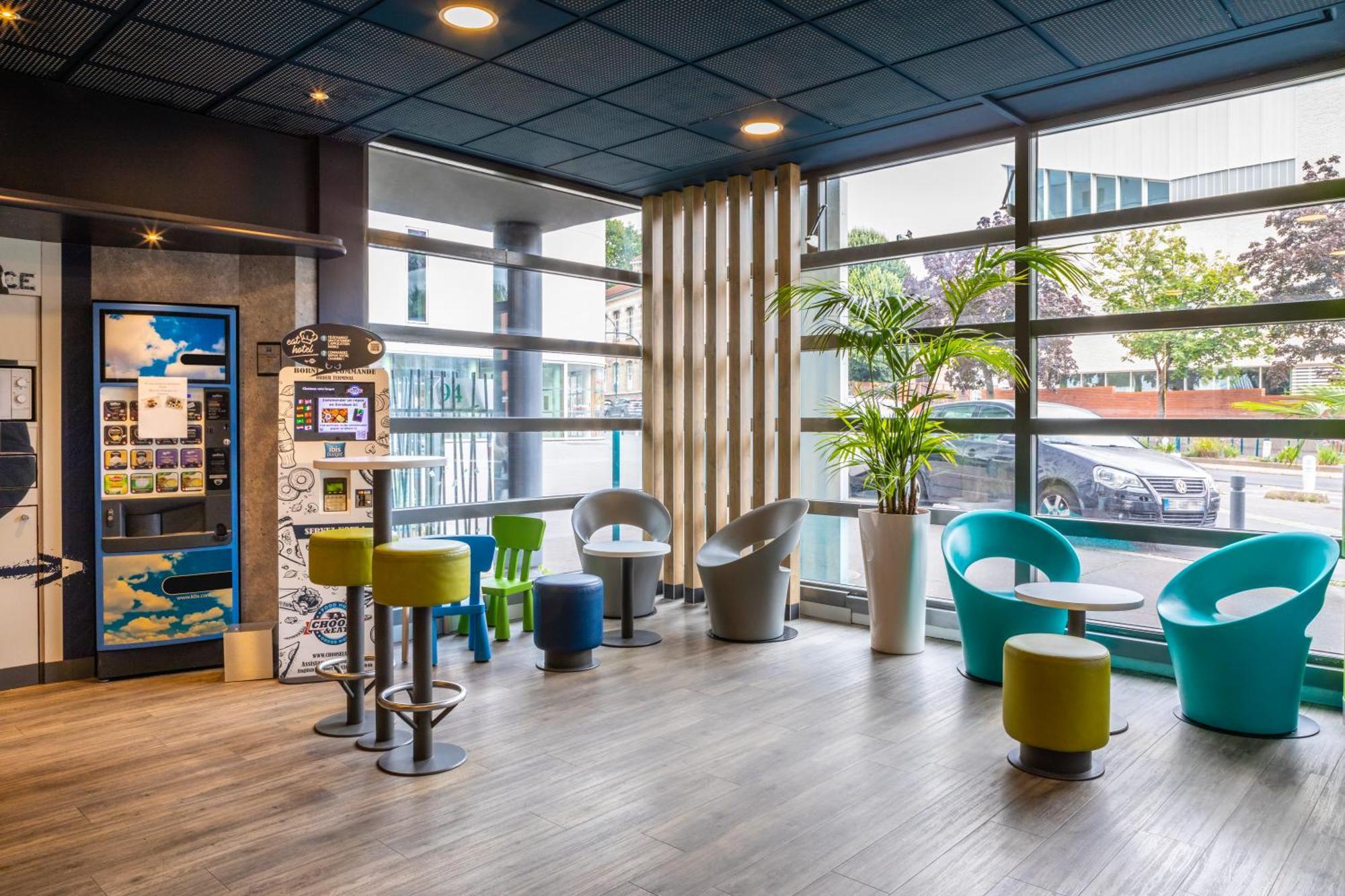 Ibis Budget Paris Porte De Pantin Exterior foto