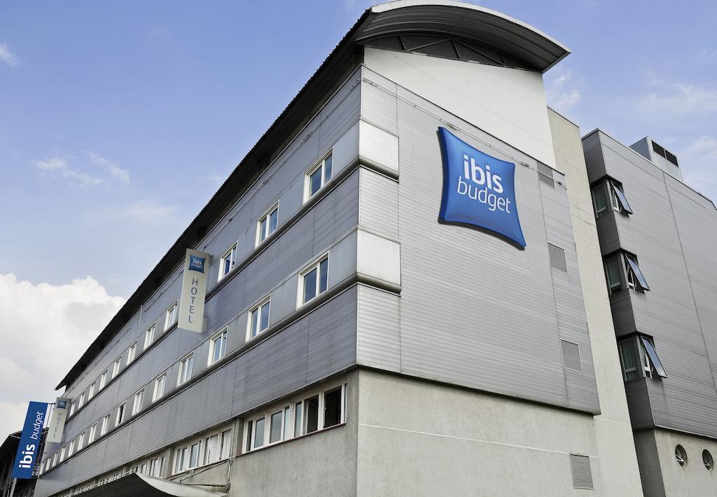 Ibis Budget Paris Porte De Pantin Exterior foto